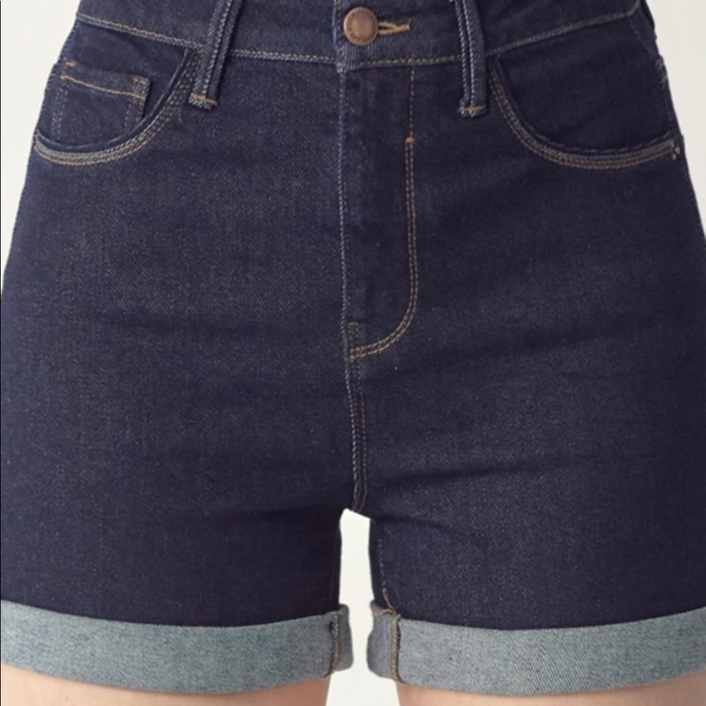 Risen high rise denim shorts